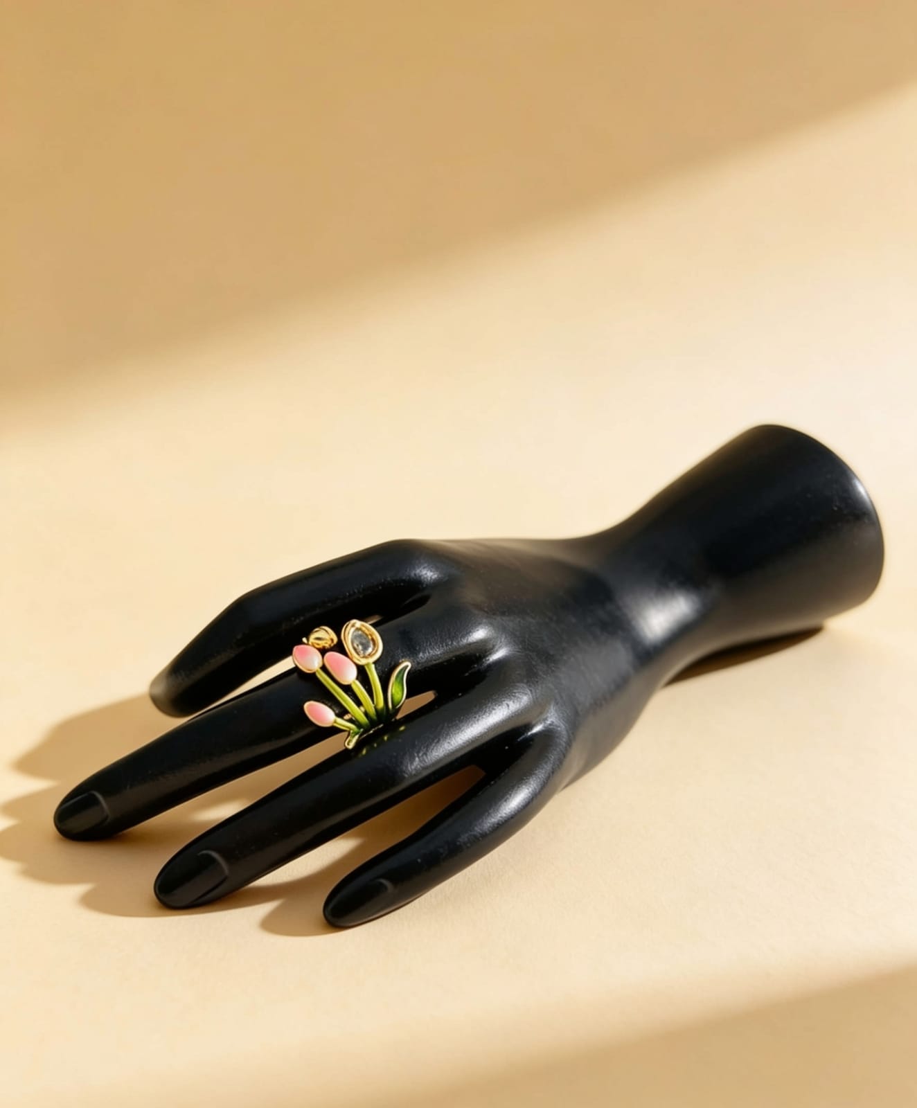 WhatsApp Image 2026-06-04 at 12.10.10 PM Anillo Tulipanes